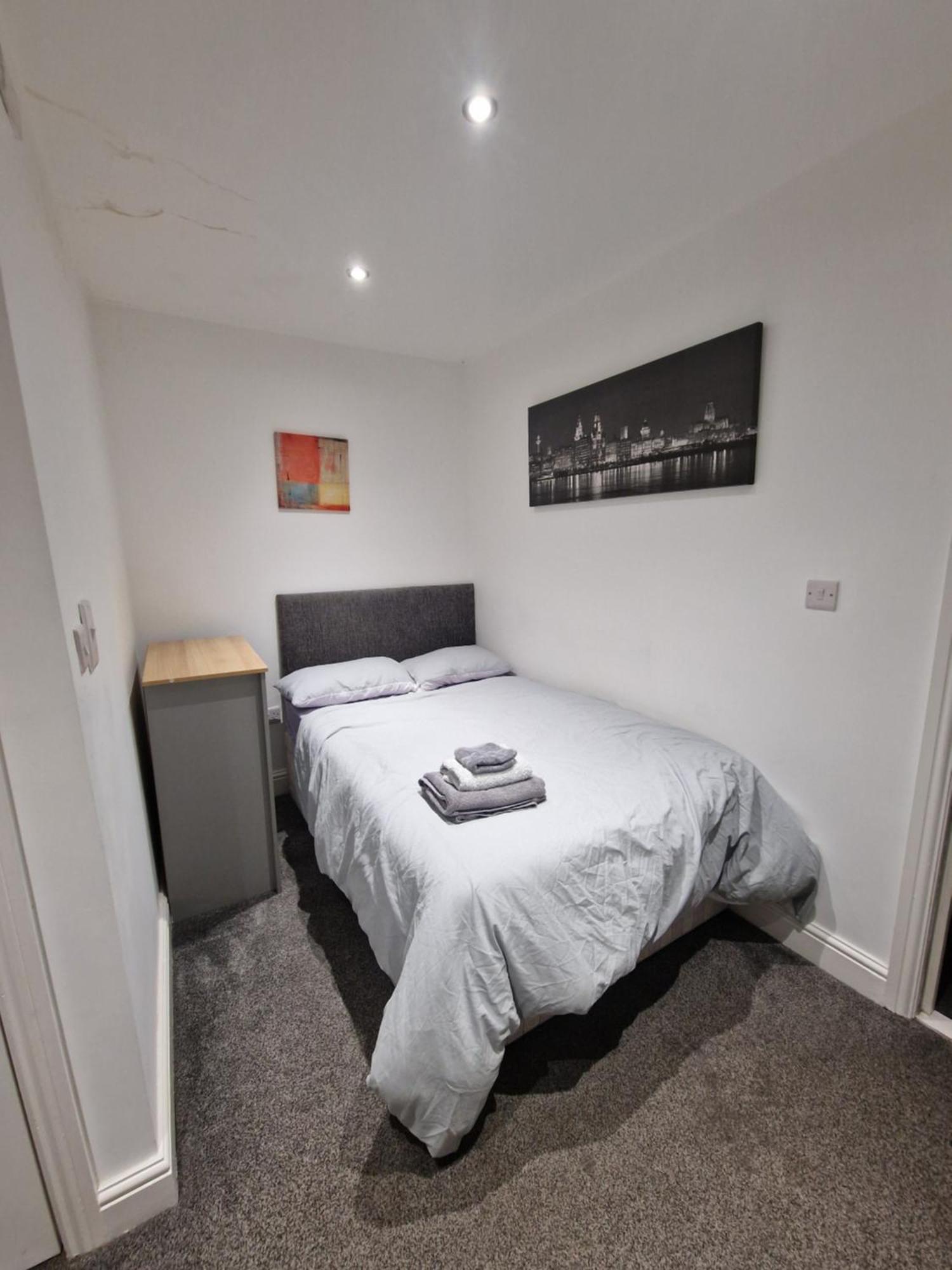 Beautiful Double Bedroom Liverpool Ngoại thất bức ảnh